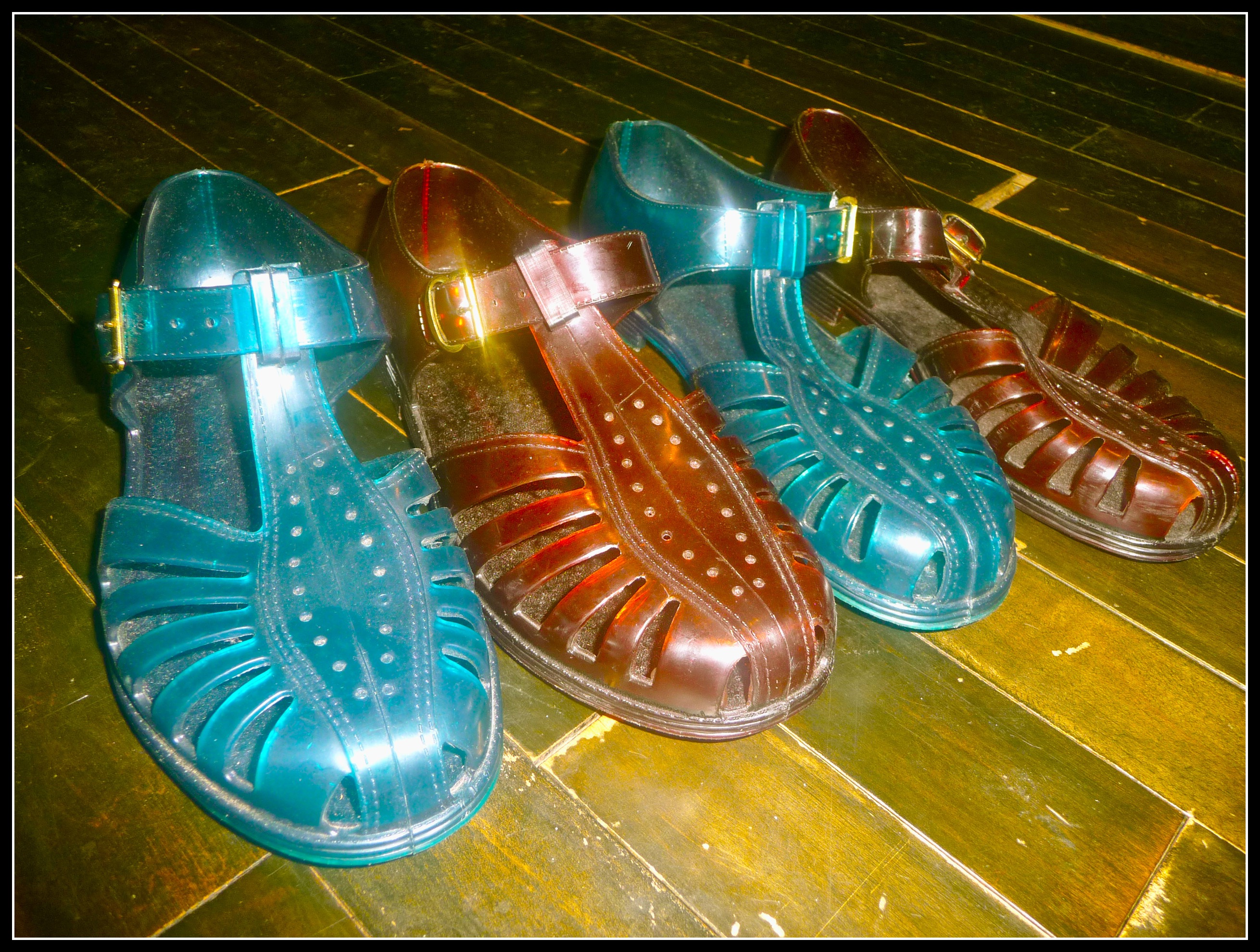 vintage jelly sandals